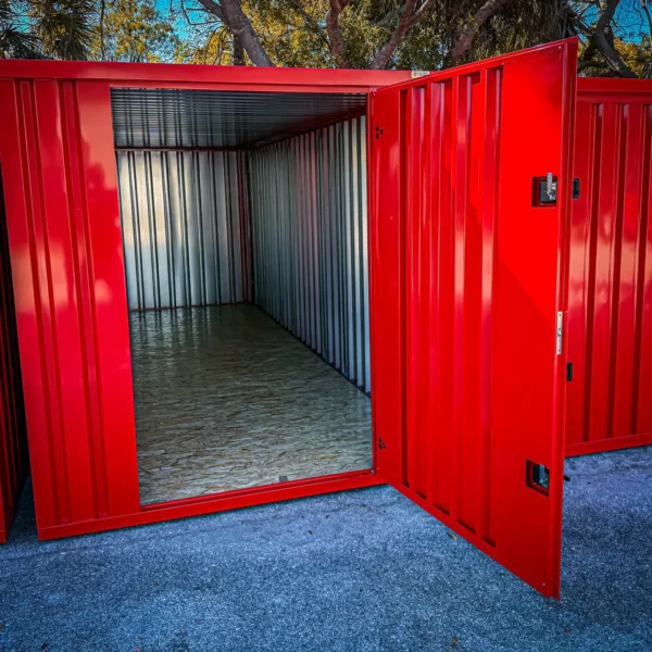 Red container 2 600x600