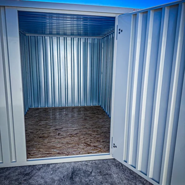 White container 4 600x600